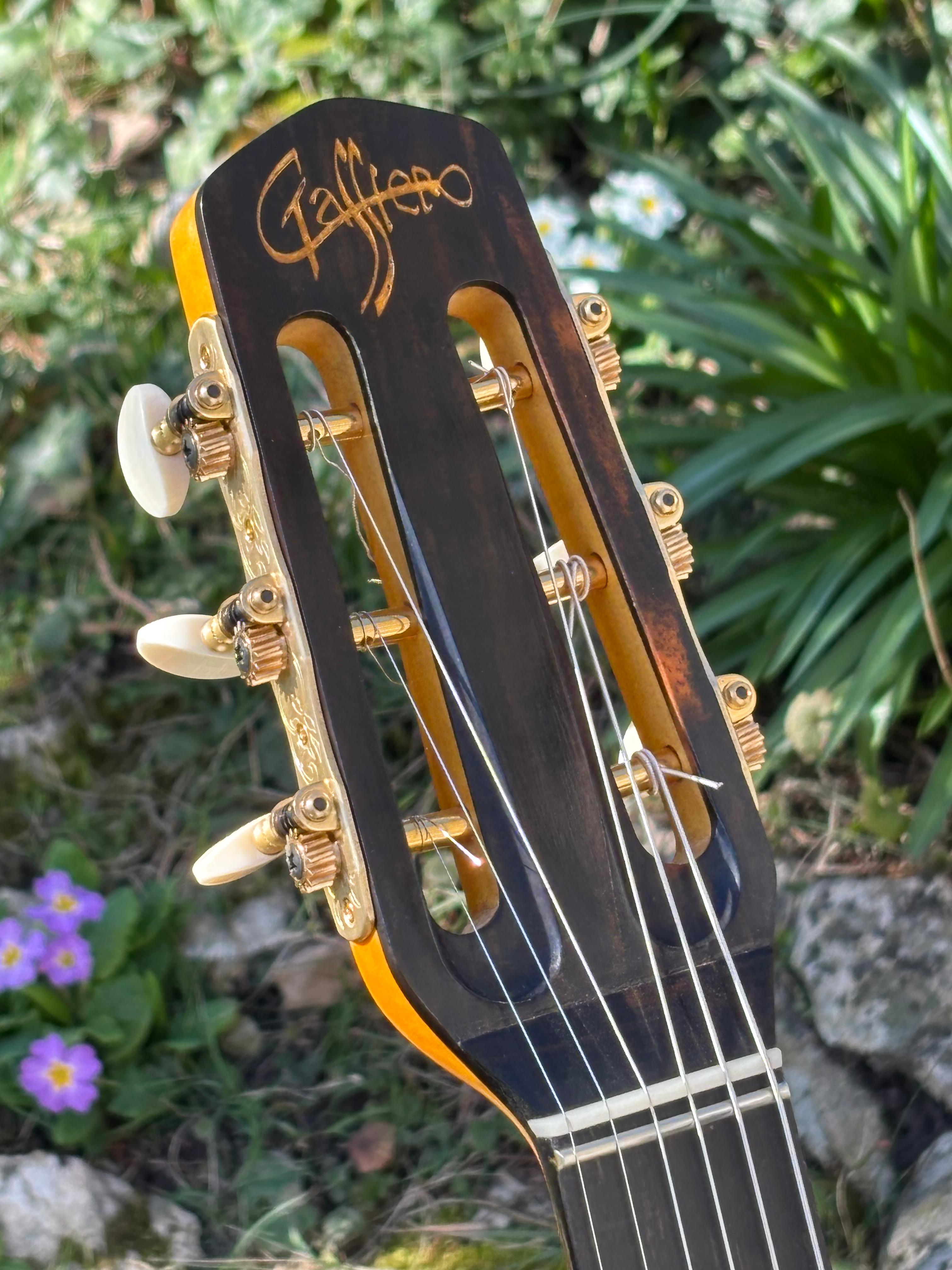 Original gaucher détail 3